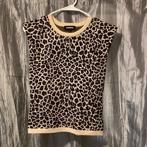 Express Women’s leopard top